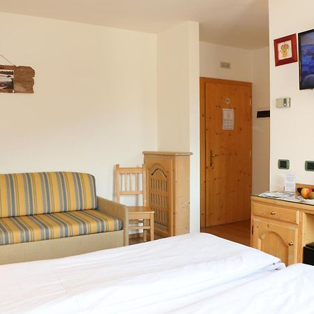Hotel "La Suisse" 利维尼奥 外观 照片