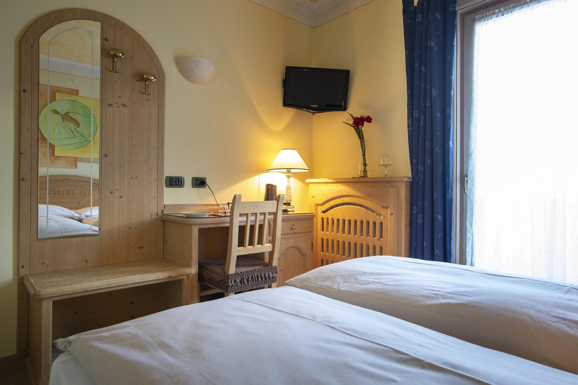 Hotel "La Suisse" 利维尼奥 外观 照片
