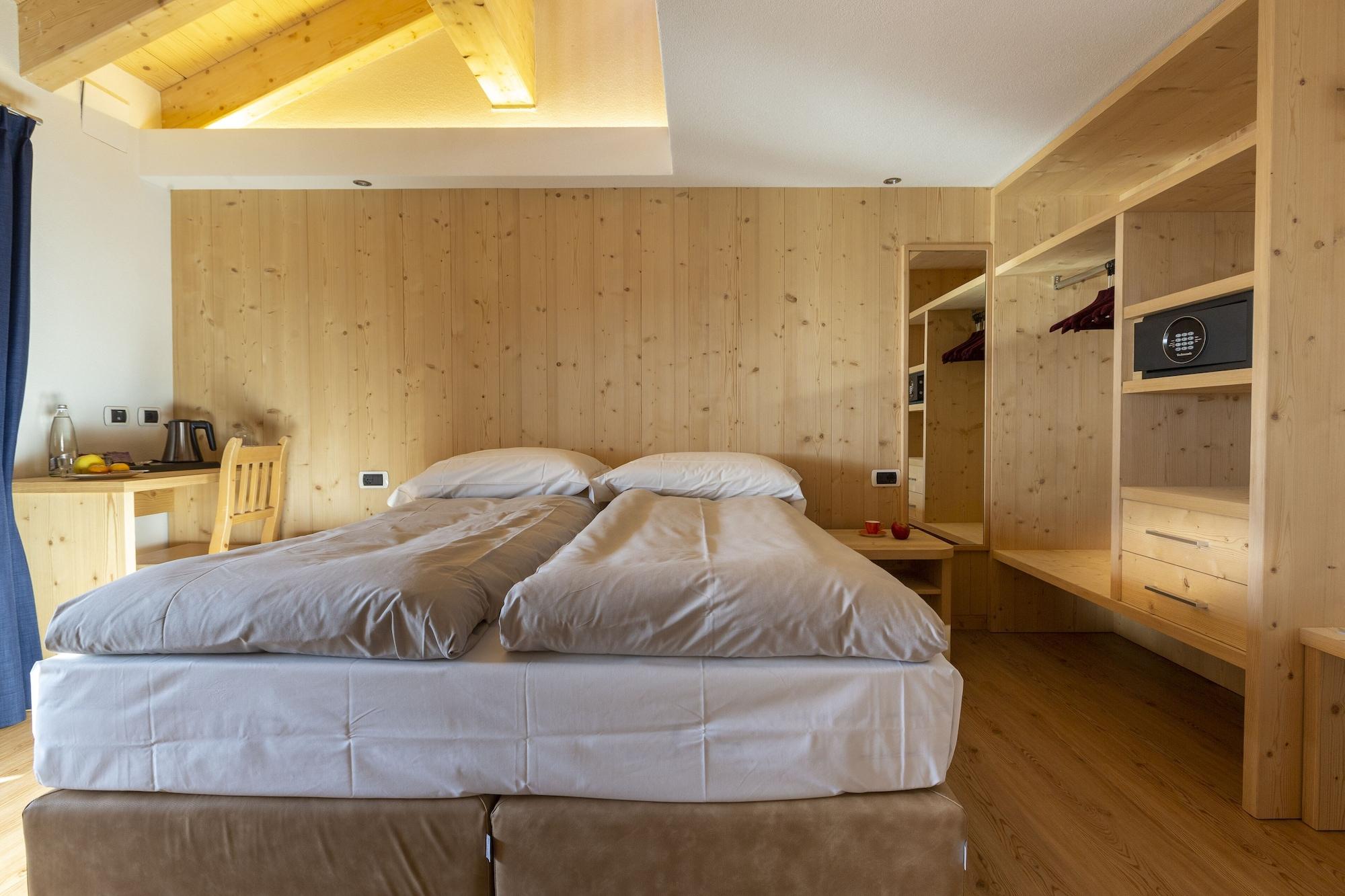 Hotel "La Suisse" 利维尼奥 外观 照片