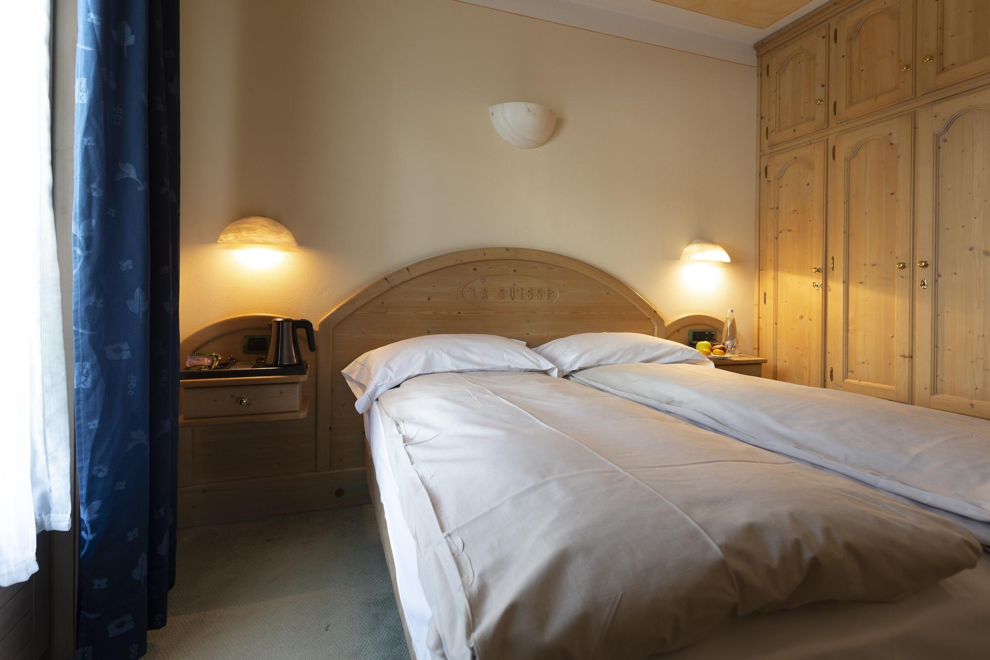 Hotel "La Suisse" 利维尼奥 外观 照片